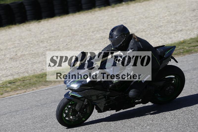 /05 07.04.2026 Cornu Master School ADR/Gruppe gruen/8